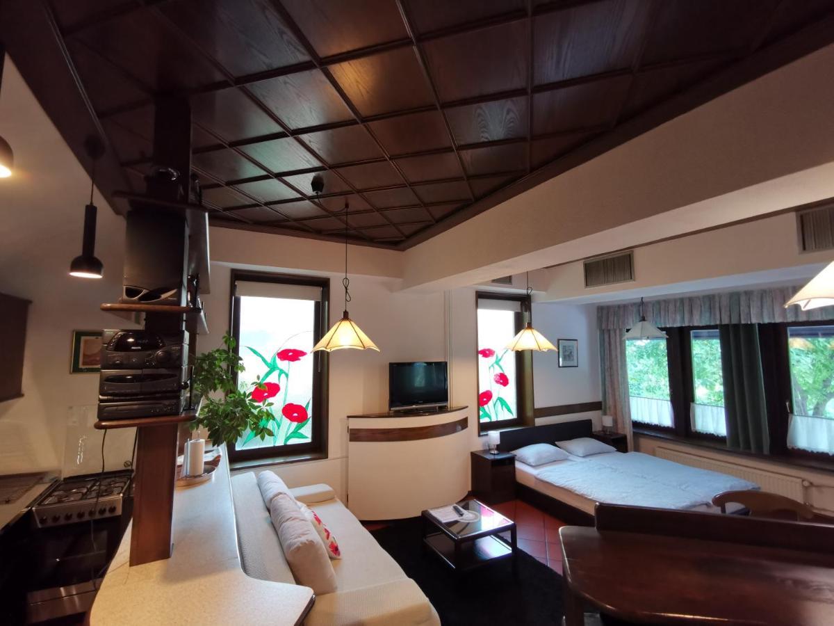 Apartmaji Mak Jesenice Extérieur photo