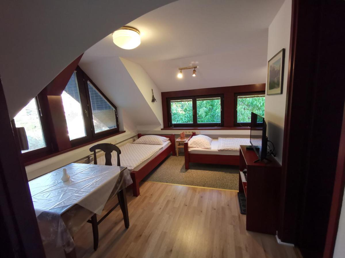 Apartmaji Mak Jesenice Extérieur photo